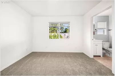 1677 25th St, Florence, OR 97439 - Photo 9