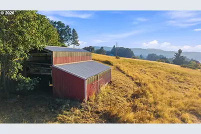 9500 SE Woodland Ct, Amity, OR 97101 - Photo 29