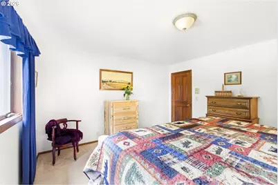 3094 Perkins St NE, Salem, OR 97303 - Photo 17