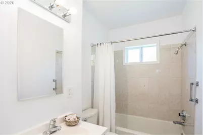 305 NE 26th Ave, Portland, OR 97232 - Photo 21