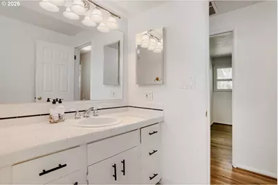11925 SW Faircrest St, Portland, OR 97225 - Photo 23