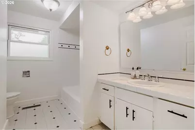 11925 SW Faircrest St, Portland, OR 97225 - Photo 21