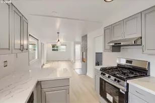 11925 SW Faircrest St, Portland, OR 97225 - Photo 11