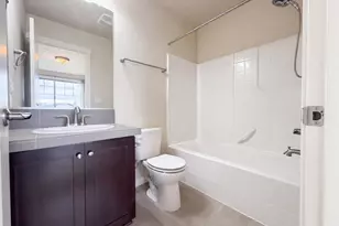 28428 SW Villebois Dr N, Wilsonville, OR 97070 - Photo 3
