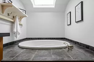 16800 NW Elliot Rd, Portland, OR 97231 - Photo 19