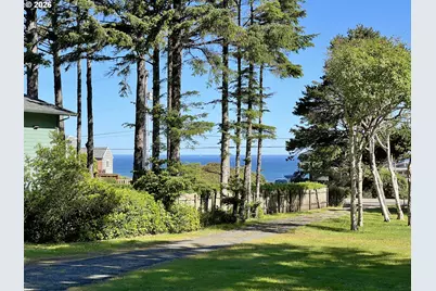 89962 Cape Arago Hwy, Coos Bay, OR 97420 - Photo 3