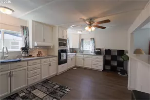 1901 SE Minter Bridge Rd, Hillsboro, OR 97123 - Photo 7