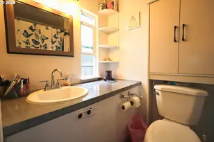 1901 SE Minter Bridge Rd, Hillsboro, OR 97123 - Photo 11