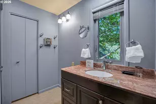 10033 SW Quail Post Rd, Portland, OR 97219 - Photo 25