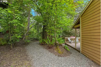 10033 SW Quail Post Rd, Portland, OR 97219 - Photo 43