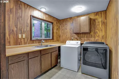 10033 SW Quail Post Rd, Portland, OR 97219 - Photo 37