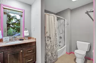 10033 SW Quail Post Rd, Portland, OR 97219 - Photo 25