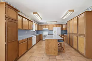 1763 Labona Dr, Eugene, OR 97404 - Photo 7