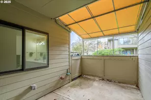 2062 Lake Isle Dr, Eugene, OR 97401 - Photo 19