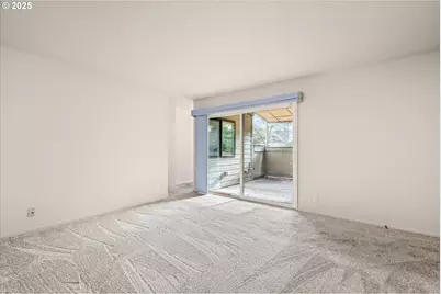 2062 Lake Isle Dr, Eugene, OR 97401 - Photo 17