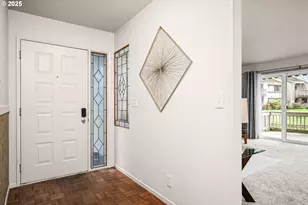 2062 Lake Isle Dr, Eugene, OR 97401 - Photo 3