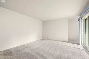 2062 Lake Isle Dr, Eugene, OR 97401 - Photo 15