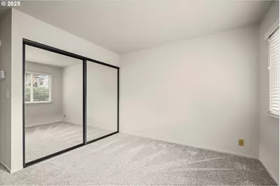 2062 Lake Isle Dr, Eugene, OR 97401 - Photo 25