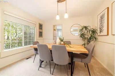 6620 SW Juniper Ter, Beaverton, OR 97008 - Photo 5