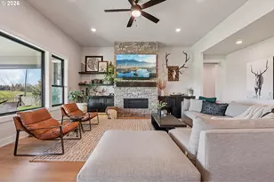 5904 SE McInnis St, Hillsboro, OR 97123 - Photo 7