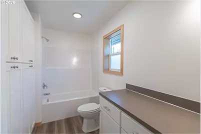 51685 Rose St, Blue River, OR 97413 - Photo 9