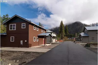 51685 Rose St, Blue River, OR 97413 - Photo 1