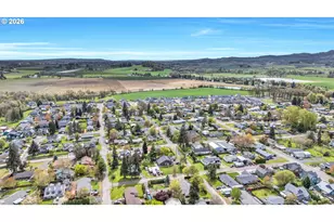580 E Azalea St, Yamhill, OR 97148 - Photo 31