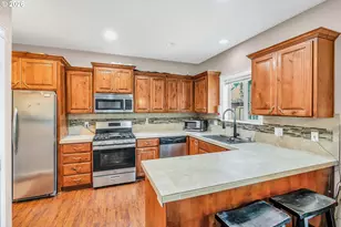 580 E Azalea St, Yamhill, OR 97148 - Photo 11