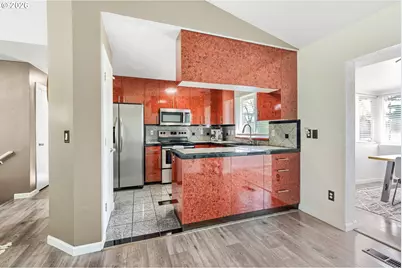 245 SE 193rd Ave, Portland, OR 97233 - Photo 7