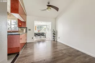 245 SE 193rd Ave, Portland, OR 97233 - Photo 5