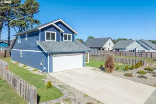 2679 Franklin Ave SW, Bandon, OR 97411 - Photo 3