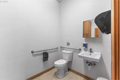 1195 Newmark Ave, Coos Bay, OR 97420 - Photo 27