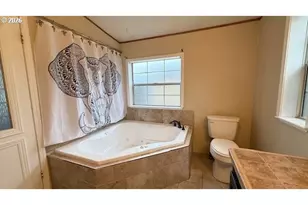 1699 N Terry St, Eugene, OR 97402 - Photo 27