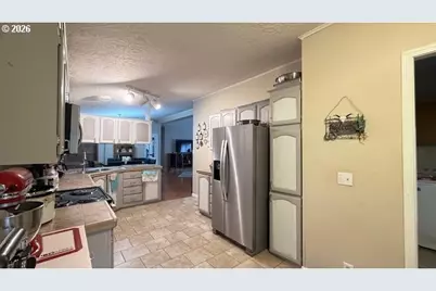 1699 N Terry St #115, Eugene, OR 97402 - Photo 17