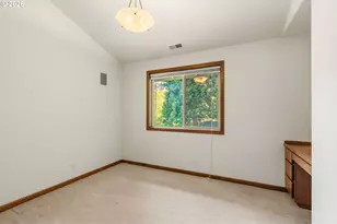 45060 McKenzie Hwy, Walterville, OR 97489 - Photo 35