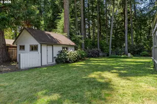 45060 McKenzie Hwy, Walterville, OR 97489 - Photo 43