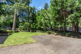 45060 McKenzie Hwy, Walterville, OR 97489 - Photo 3