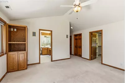 45060 McKenzie Hwy, Walterville, OR 97489 - Photo 31