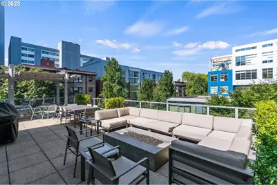 1221 SW 10th Ave #914, Portland, OR 97205 - Photo 17