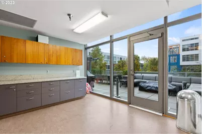 1221 SW 10th Ave #914, Portland, OR 97205 - Photo 15