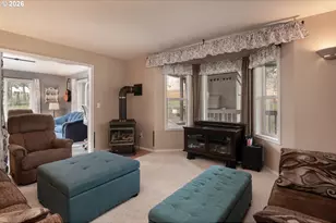 905 SW Burns Ln, Madras, OR 97741 - Photo 15