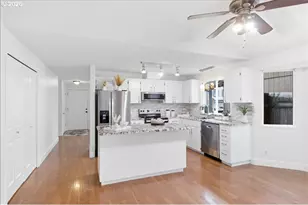 965 Sagrada Circle, Keizer, OR 97303 - Photo 9