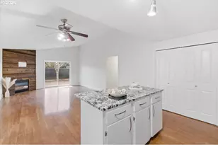 965 Sagrada Circle, Keizer, OR 97303 - Photo 13