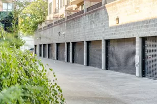 618 NW 12th Ave, Portland, OR 97209 - Photo 5