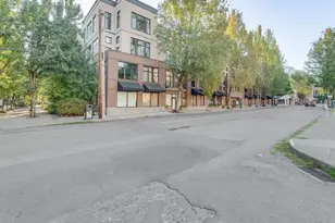 618 NW 12th Ave, Portland, OR 97209 - Photo 3