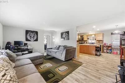 5217 Silver Loop NE, Salem, OR 97305 - Photo 9