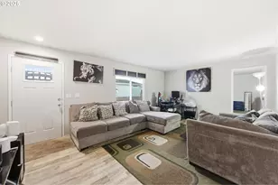 5217 Silver Loop NE, Salem, OR 97305 - Photo 11