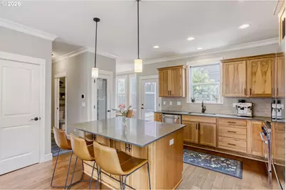 8625 N Endicott Ave, Portland, OR 97217 - Photo 7