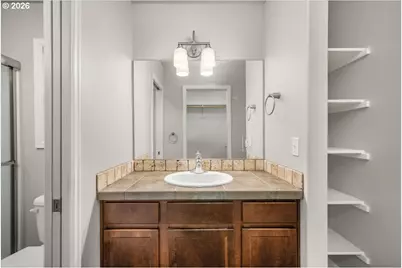 3614 Sweetwater Ave, Woodburn, OR 97071 - Photo 17