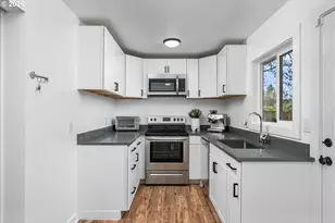 12311 SE Ramona St, Portland, OR 97236 - Photo 7